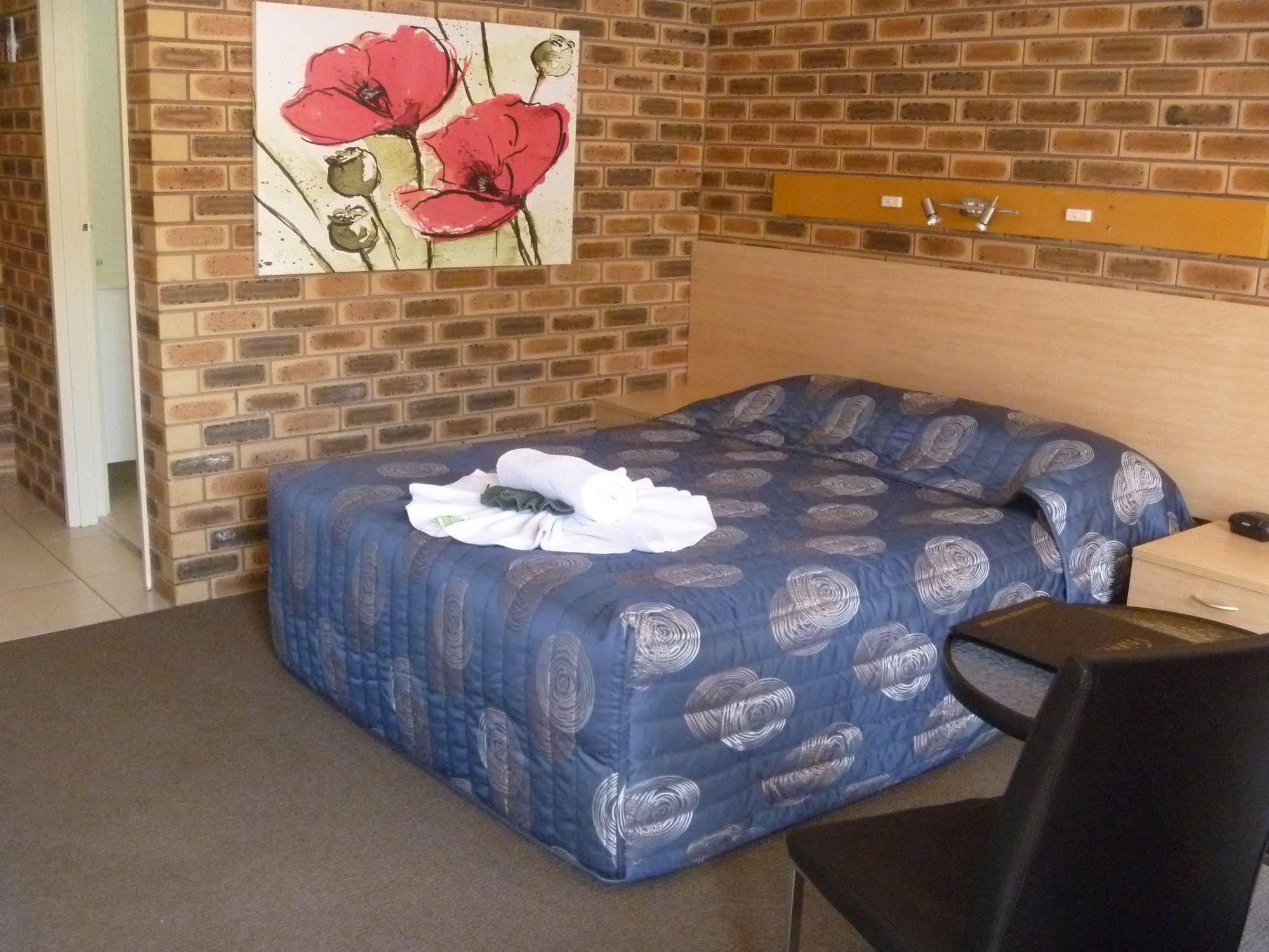 Stagecoach Inn Motel Тамуърт Екстериор снимка